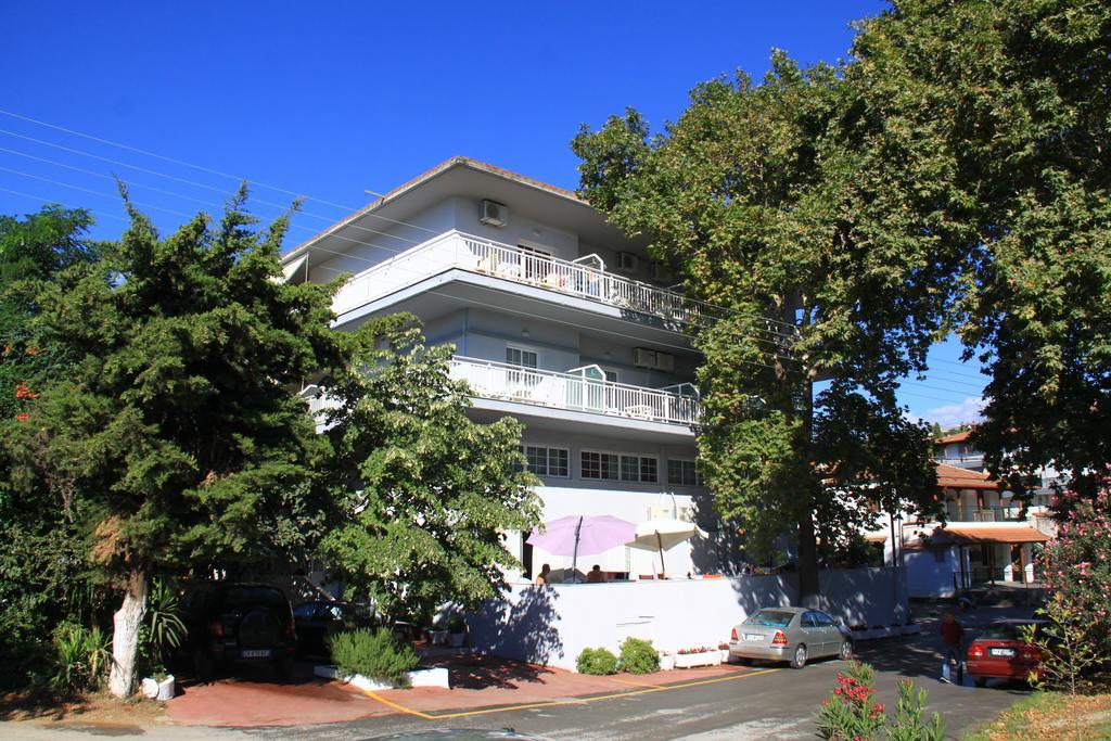 Galanis Studios And Apartments Platamonas Exterior photo