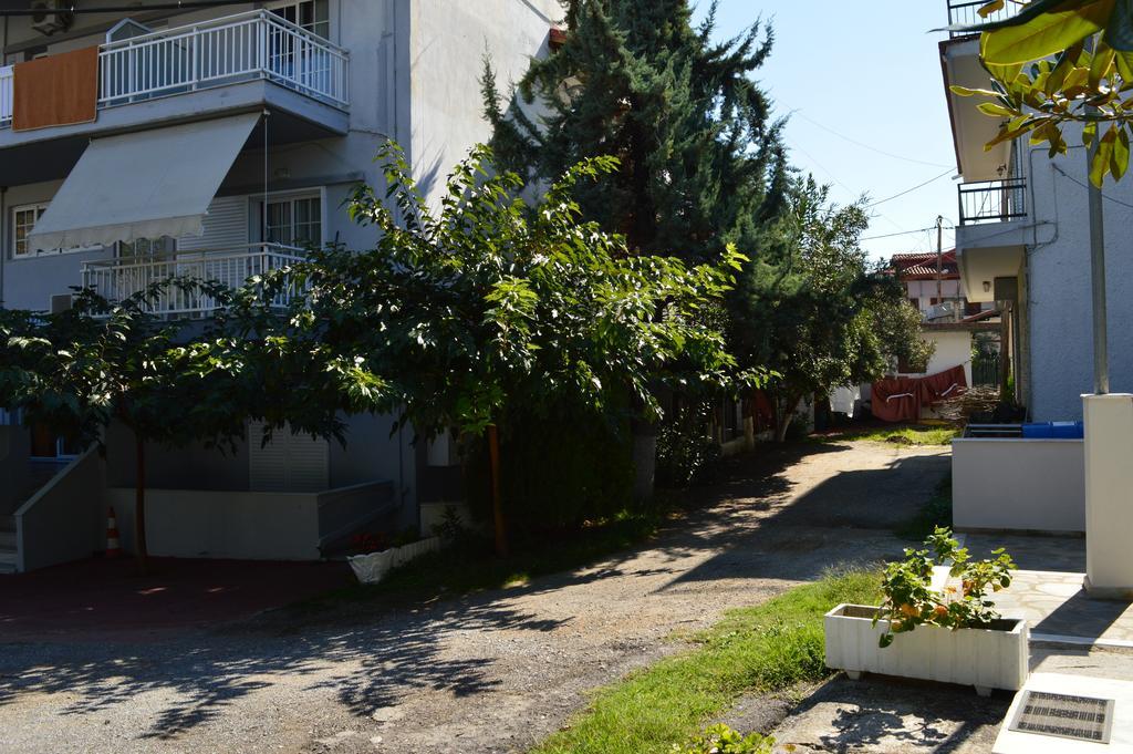 Galanis Studios And Apartments Platamonas Exterior photo