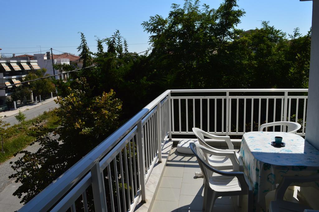 Galanis Studios And Apartments Platamonas Exterior photo