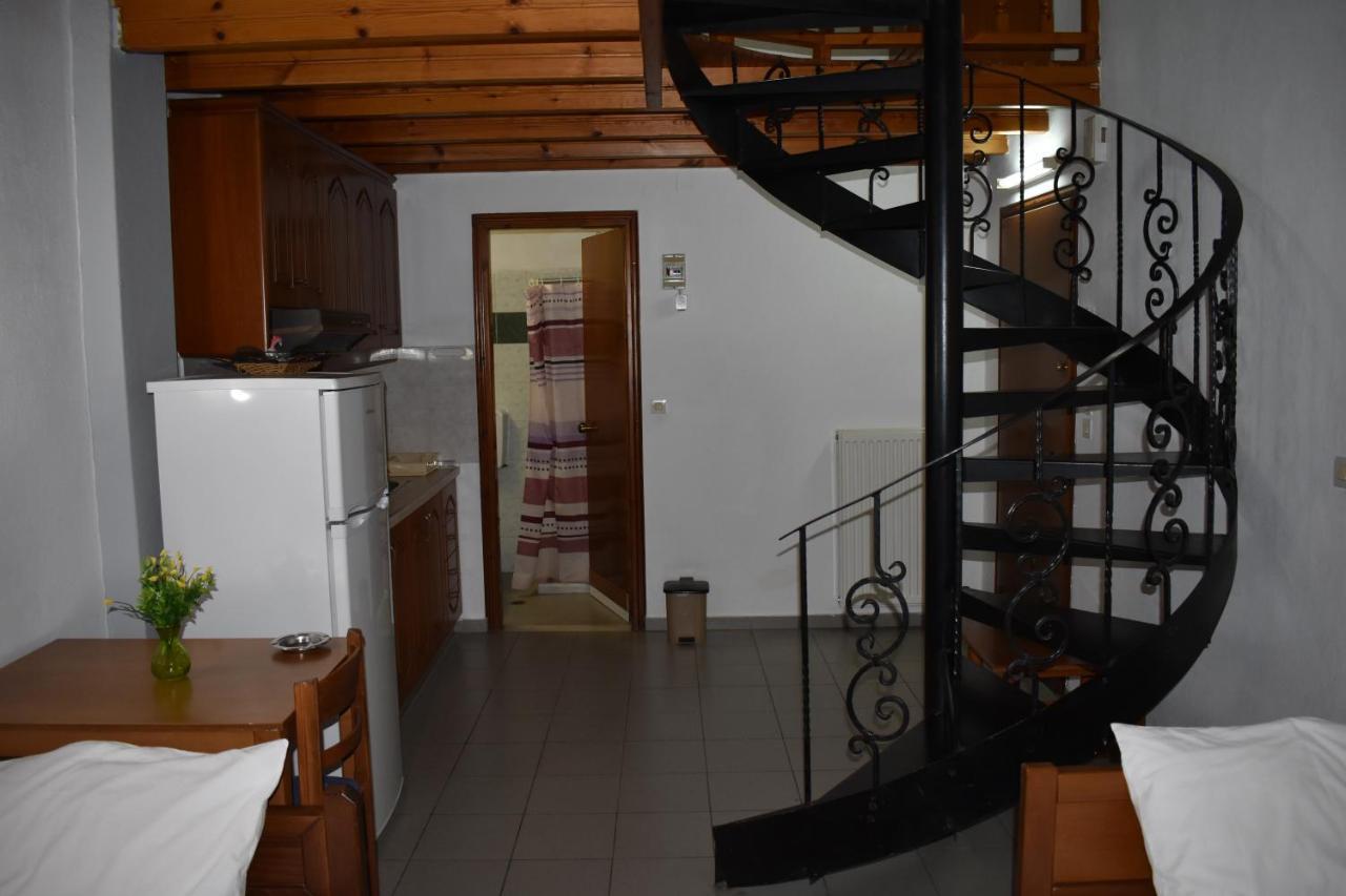 Galanis Studios And Apartments Platamonas Exterior photo